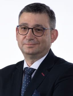 Dr. n. med. Szymon Pietrzak